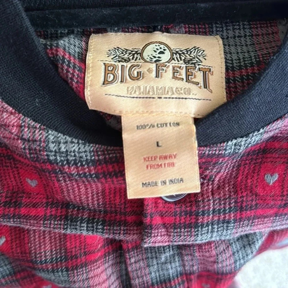 Bigfeet men Pajamas size Large with feet NWOT - Picture 6 of 9